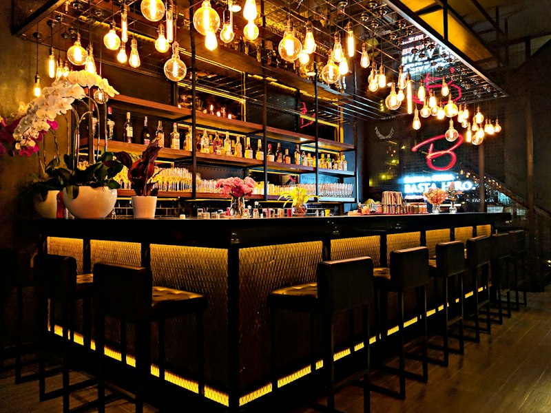 Cozy pub night